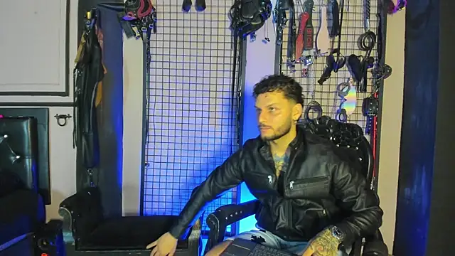 Twisted Fantasy online show from 19, 11, 2025