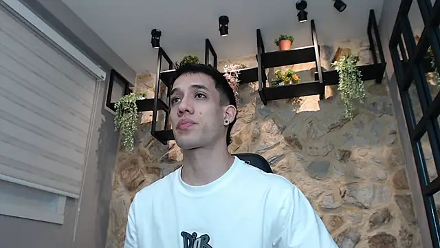 alexgiraldo  online show from 17, 1, 2025