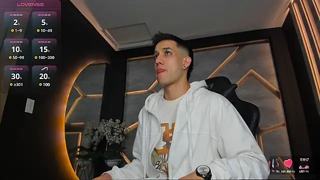 alexgiraldo  online show from 1, 2, 2025