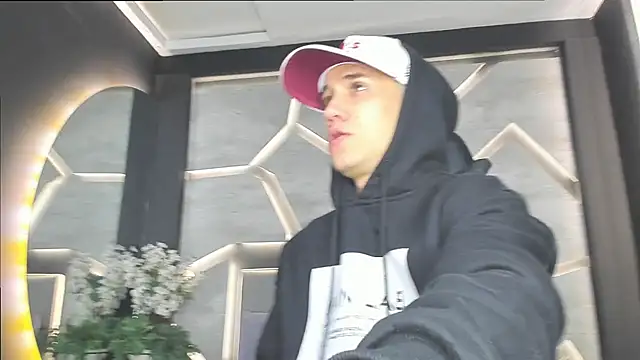 alexgiraldo  online show from 2, 3, 2025