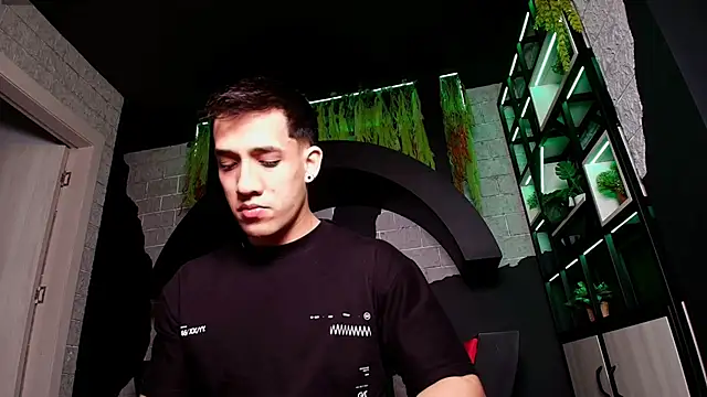 alexgiraldo  online show from 17, 3, 2025