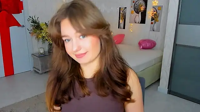 MiracleCurly online show from 6, 3, 2025