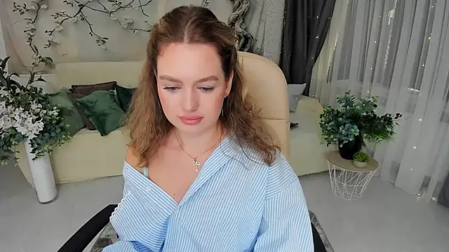 MiracleCurly online show from 14, 9, 2025