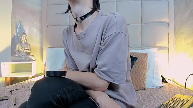 Hecatee 77 online show from 29, 9, 2025