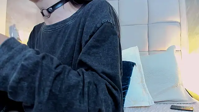 Hecatee 77 online show from 10, 11, 2025