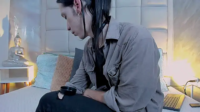 Hecatee 77 online show from 22, 11, 2025