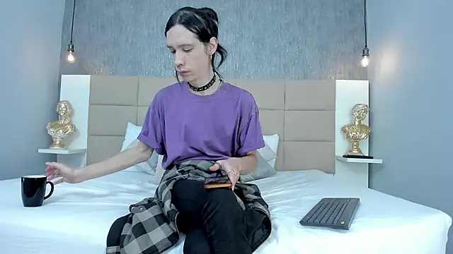 Hecatee 77 online show from 12, 3, 2026