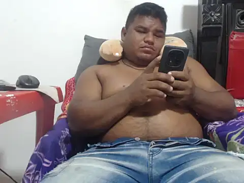 PONSE LATINO online show from 25, 11, 2025