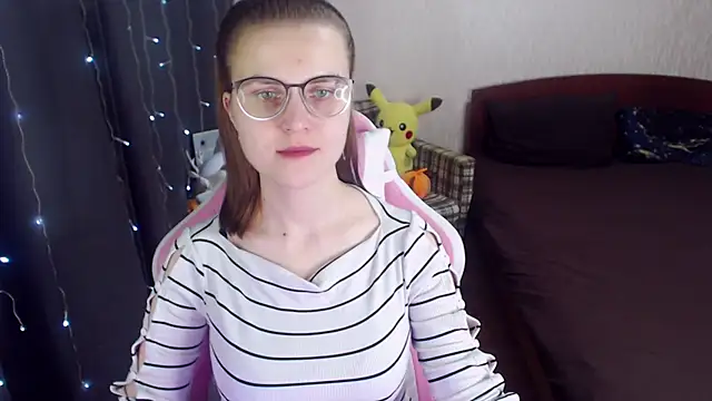 MissBrightShine online show from 6, 2, 2025