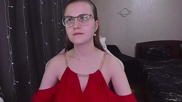 MissBrightShine online show from 4, 3, 2025