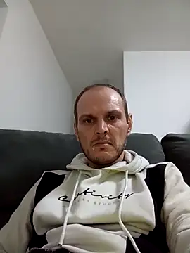 Ilovesquirt84 online show from 20, 4, 2026