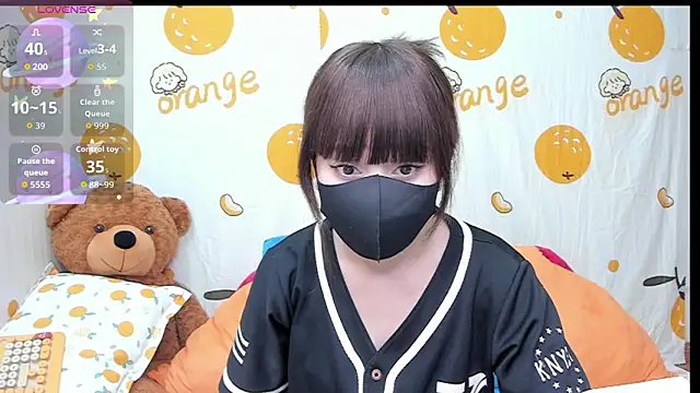 alonelove   online show from 15, 10, 2025