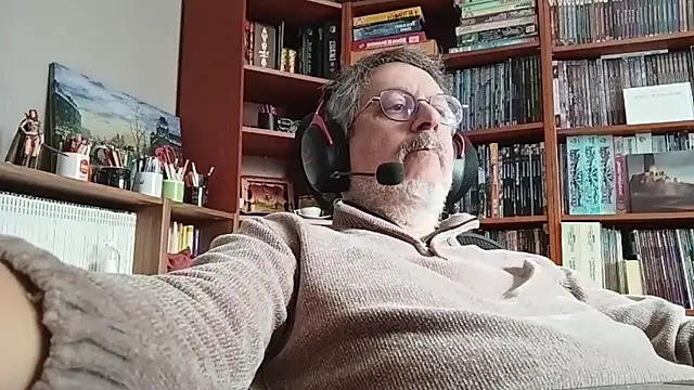 Mandra is a whore online show from 27, 10, 2025