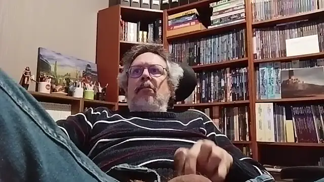 Mandra is a whore online show from 7, 11, 2025