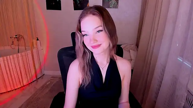 FloweryLove 1 online show from 12, 3, 2026