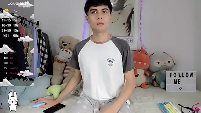 lucas cute online show from 19, 2, 2025