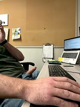 Bigbi6foot5 online show from 9, 1, 2026