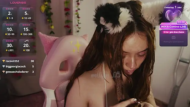 Snapshot of molly_russell chatting on 17, 1, 2025 molly russell online show from 17, 1, 2025