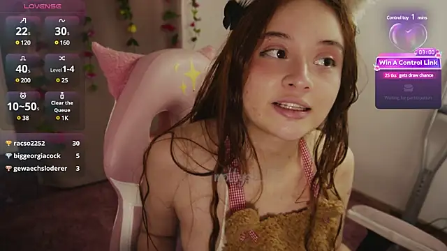 Snapshot of molly_russell chatting on 17, 1, 2025 molly russell online show from 17, 1, 2025