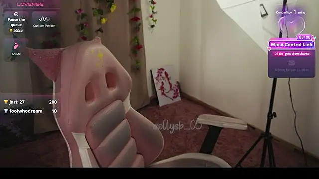 Snapshot of molly_russell chatting on 18, 2, 2025 molly russell online show from 18, 2, 2025