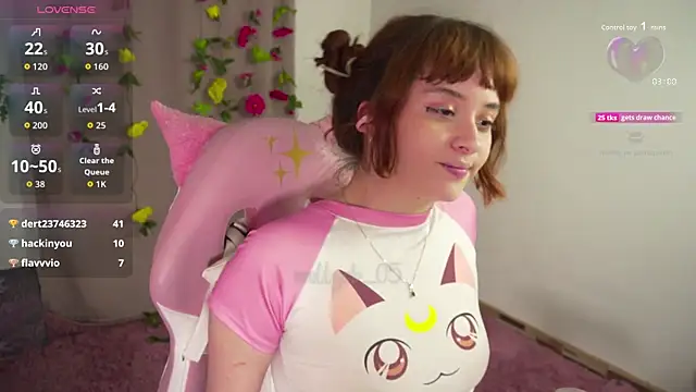 Snapshot of molly_russell chatting on 31, 10, 2025 molly russell online show from 31, 10, 2025