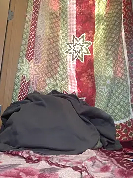 Snapshot of RUBIVIXXXEN chatting on 2, 2, 2025 RUBIVIXXXEN online show from 2, 2, 2025