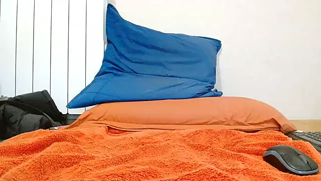 Snapshot of EXTREMSLAV chatting on 16, 2, 2025 EXTREMSLAV online show from 16, 2, 2025