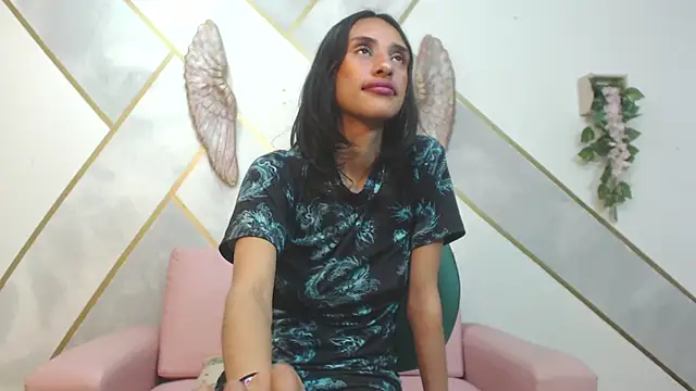 RoxanaCyrano  online show from 14, 1, 2025