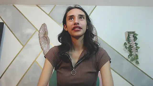 RoxanaCyrano  online show from 28, 2, 2025