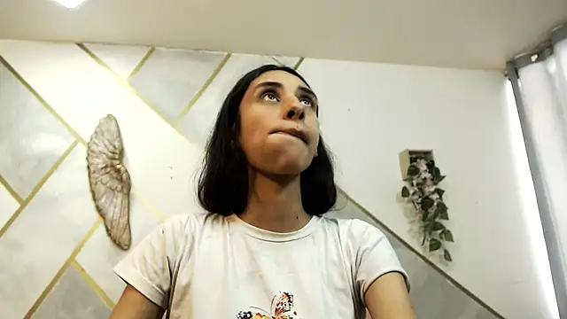 RoxanaCyrano  online show from 14, 10, 2025