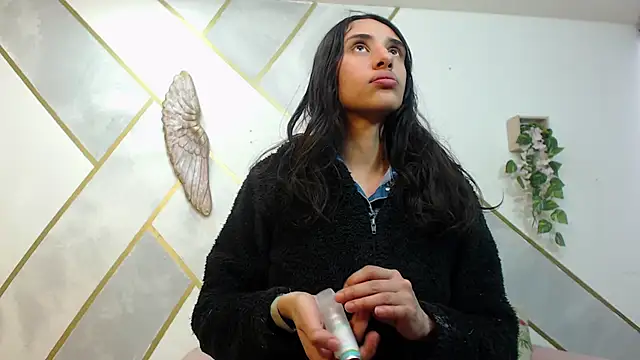 RoxanaCyrano  online show from 11, 11, 2025