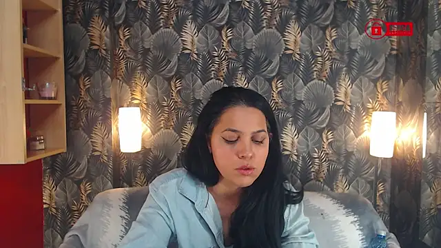 Snapshot of jessthewicked chatting on 4, 2, 2025 jessthewicked online show from 4, 2, 2025