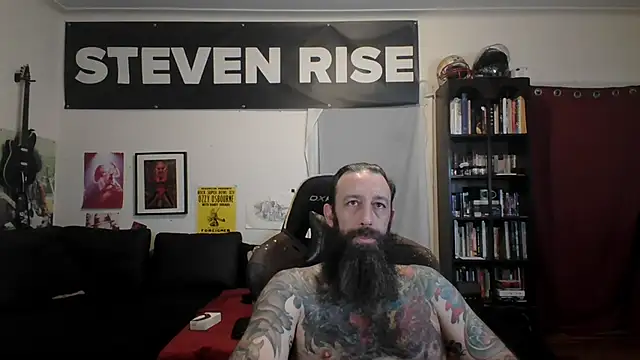 Snapshot of StevenRiseNYC chatting on 12, 6, 2026 StevenRiseNYC online show from 12, 6, 2026