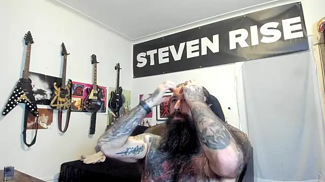 Snapshot of StevenRiseNYC chatting on 17, 6, 2026 StevenRiseNYC online show from 17, 6, 2026
