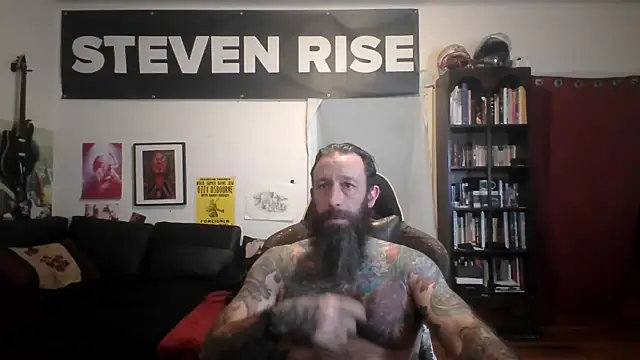 Snapshot of StevenRiseNYC chatting on 22, 6, 2026 StevenRiseNYC online show from 22, 6, 2026