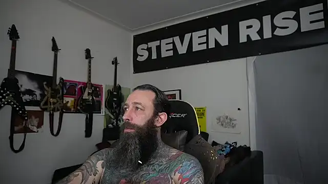Snapshot of StevenRiseNYC chatting on 29, 6, 2026 StevenRiseNYC online show from 29, 6, 2026
