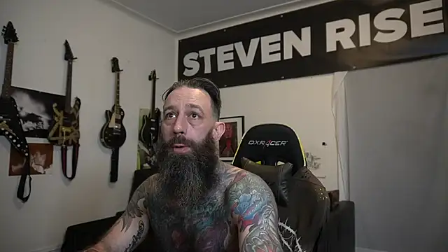 Snapshot of StevenRiseNYC chatting on 16, 7, 2026 StevenRiseNYC online show from 16, 7, 2026