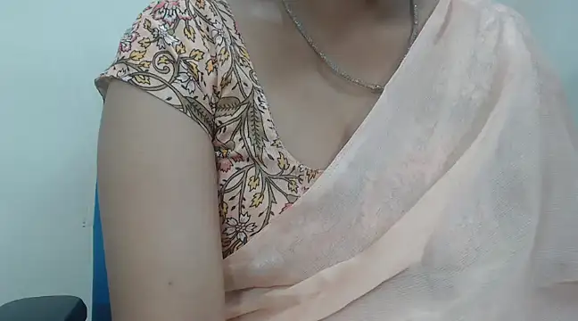 Lovely Siri 23 online show from 20, 2, 2025