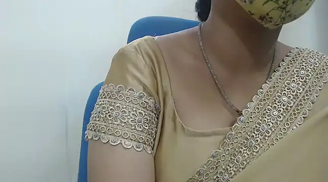 Lovely Siri 23 online show from 9, 3, 2025