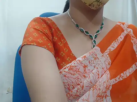 Lovely Siri 23 online show from 15, 11, 2025