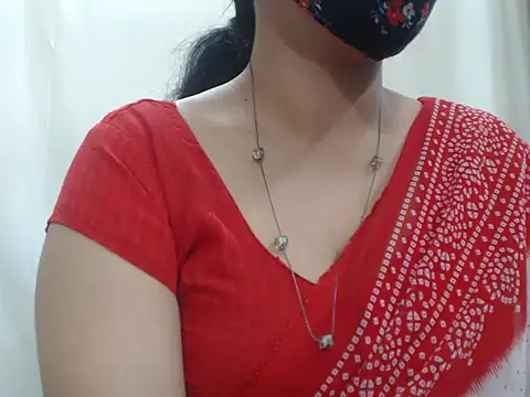 Lovely Siri 23 online show from 17, 11, 2025