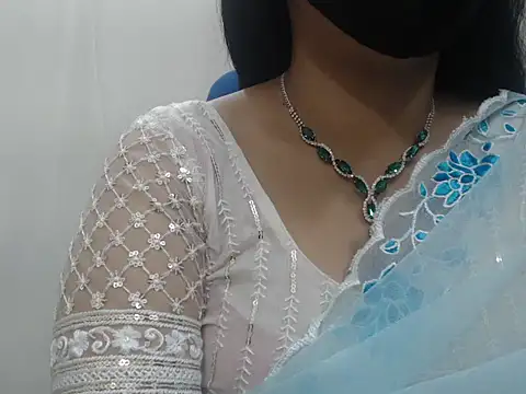 Lovely Siri 23 online show from 26, 3, 2026