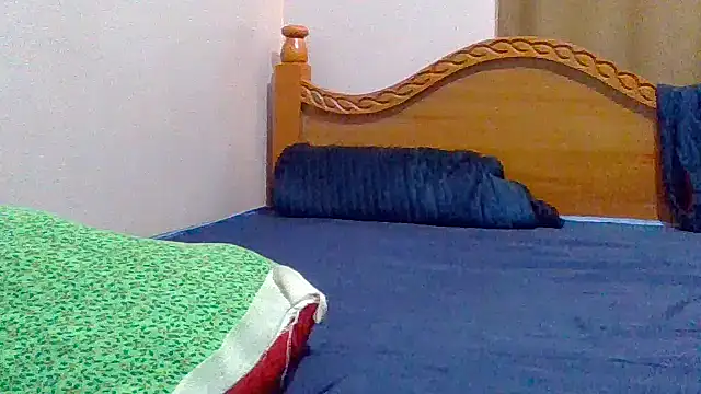 sweet-fancy online show from 8, 4, 2026