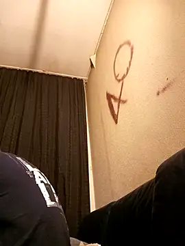 PIercingBoy38 online show from 28, 11, 2025