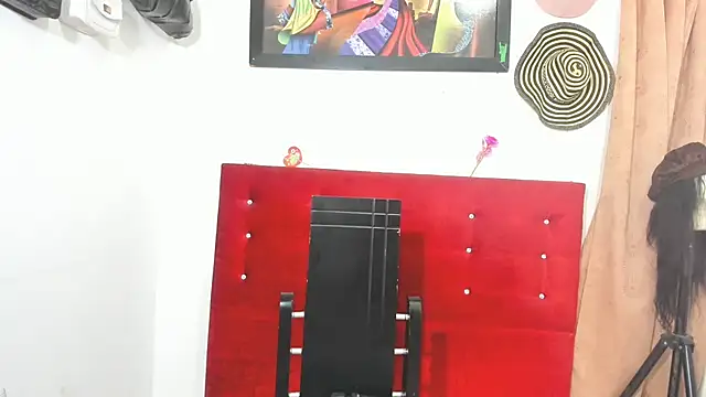 Alissamore3 online show from 5, 7, 2026