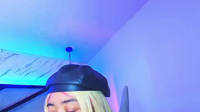 sayumi dirty online show from 17, 4, 2026