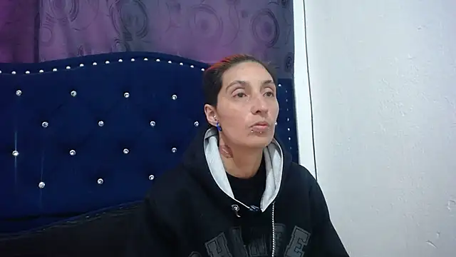 anyu1306 online show from 17, 12, 2024