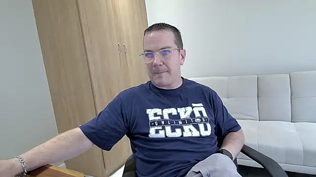 BrettJ81 online show from 18, 1, 2025