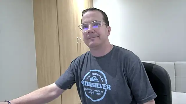 BrettJ81 online show from 12, 3, 2025