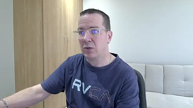 BrettJ81 online show from 15, 9, 2025